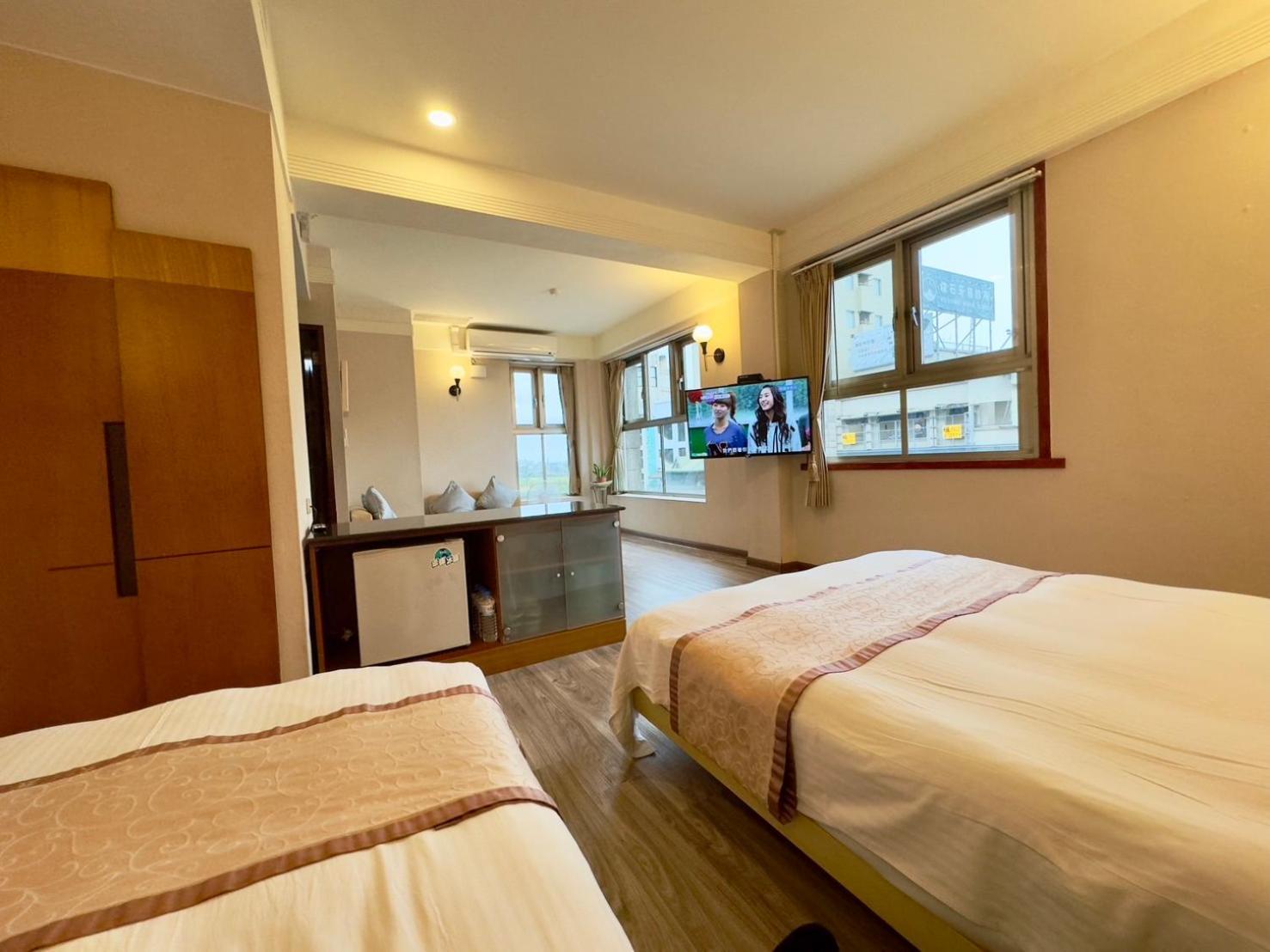 Tian Long Hotel Цзяоси Экстерьер фото